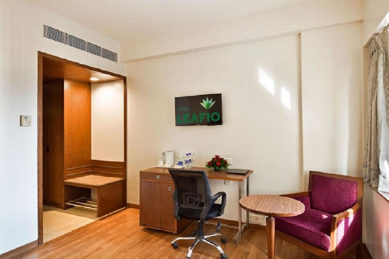 Hotel Leafio Marigold-Near Airport — Photos 3